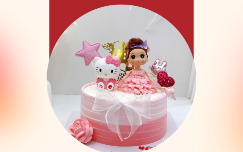 Mẫu bánh kem tone hồng cho bé gái lên 4 tuổi đẹp và dễ thương