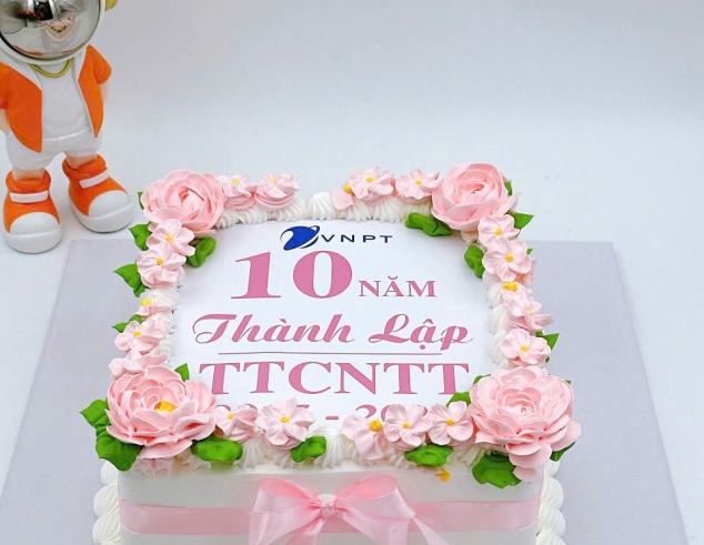 Bánh Sinh Nhật Công Ty