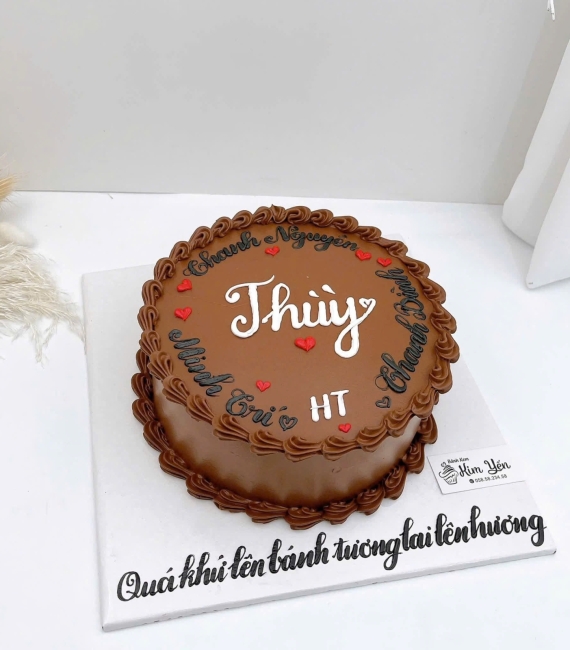 Bánh kem tone nâu đáng yêu hot 