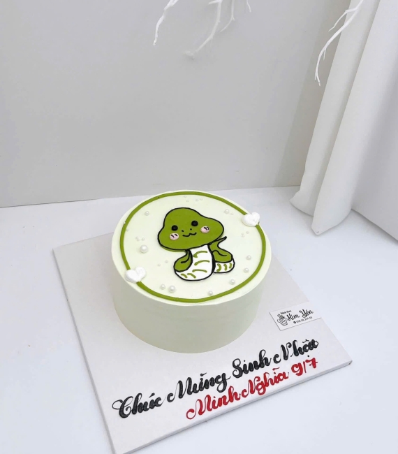 Bánh kem hàn quốc vẻ hình rắn chibi hot 