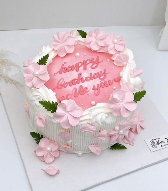 Bánh sinh nhật tặng nữ lên 23 tuổi 