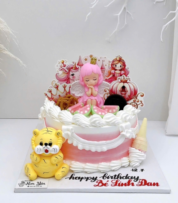 Bánh sinh nhật dành cho bé gái 7 tuổi 