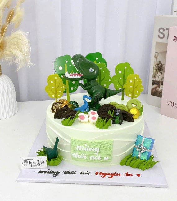 Bánh kem bé trai yêu thích khủng long hot hiện nay 