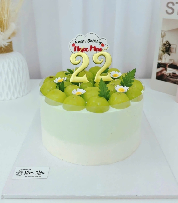 Bánh trái cây mừng bạn lên 22 tuổi 