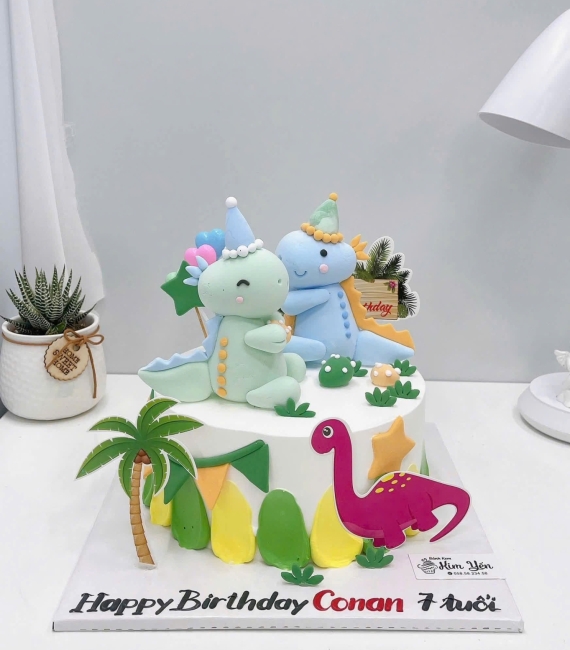 Bánh kem dành cho bé trai yêu thích khủng long  hot 