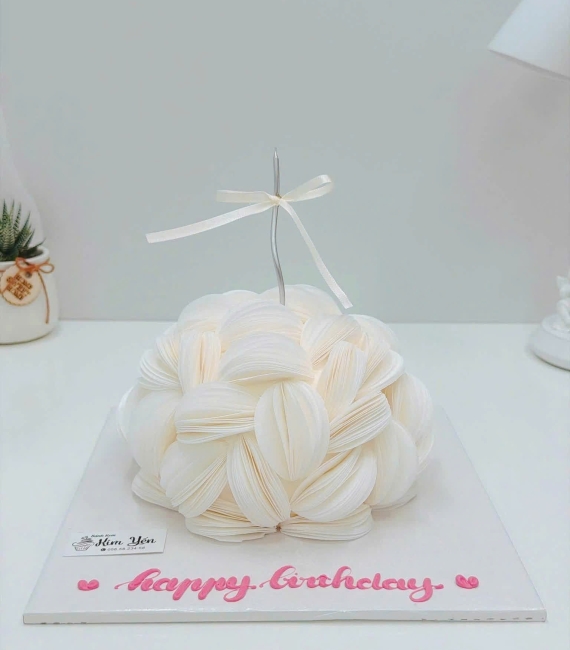 Bánh kem giấy gạo làm theo yêu cầu  tặng nữ 