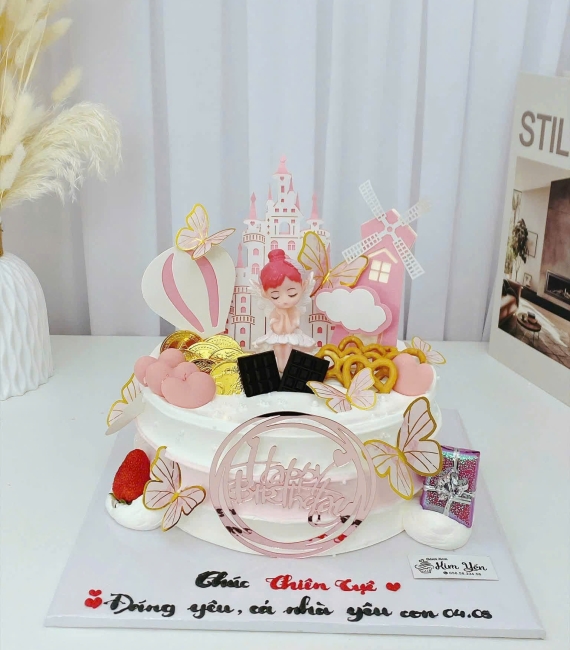 Bánh sinh nhật bé gái hot lên 11 tuổi 