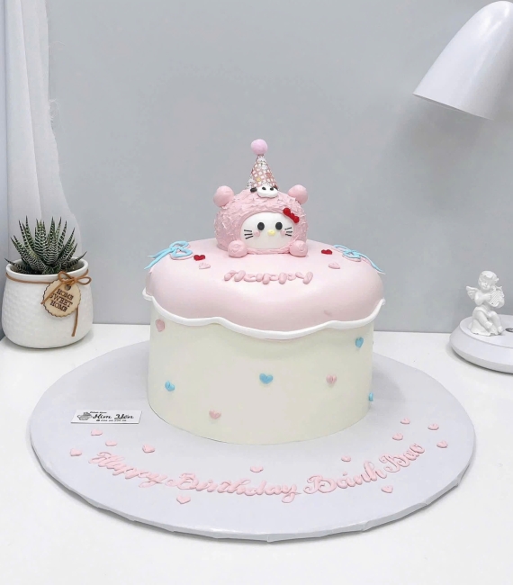Bánh kem hàn quốc vẻ hình 1 chú gấu 