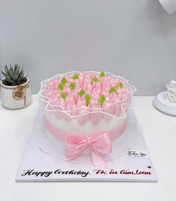 Bánh kem tặng sinh nhật tạo hình hoa tulip