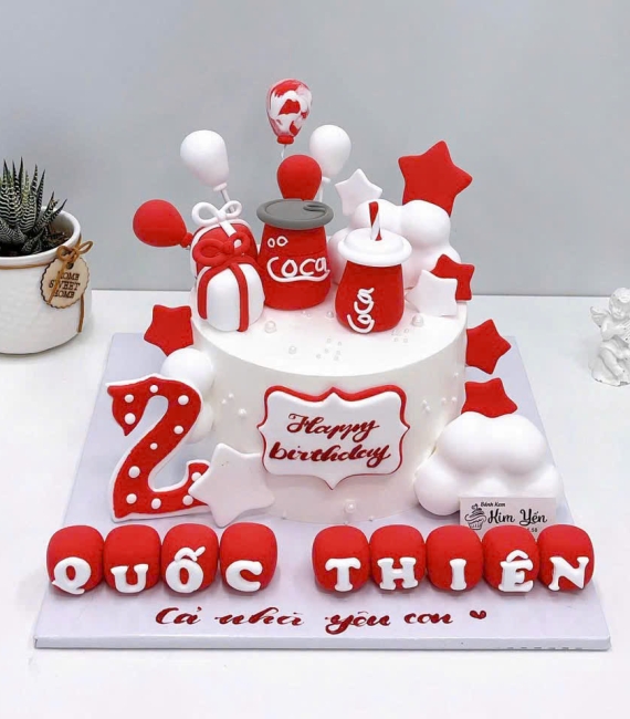 Bánh kem dành cho bé trai 2 tầng lên 2 tuổi tone đỏ 