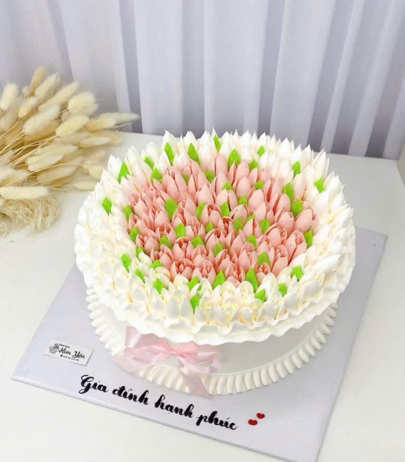 Bánh kem đẹp cho nữ 24 tuổi mừng sinh nhật