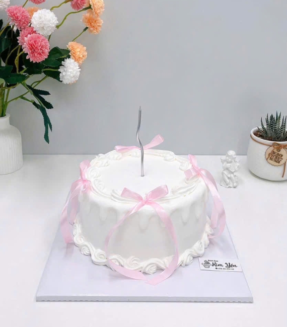 Bánh kem đẹp cho nữ  lên 18 tuổi 