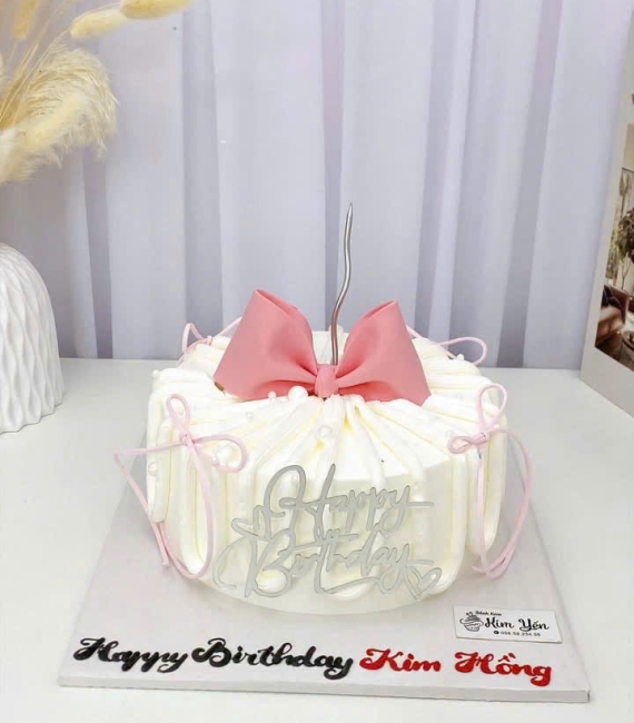 Bánh kem đẹp cho nữ  lên 19 tuổi 