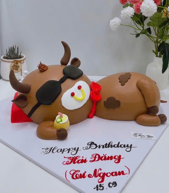 Bánh kem dành cho bé trai tạo hình theo yêu cầu hot 