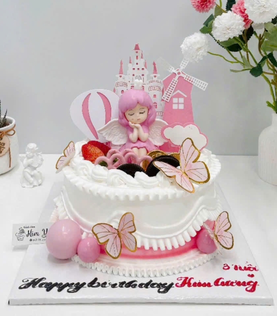 Bánh sinh nhật bé gái lên 3 tuổi tone hồng 