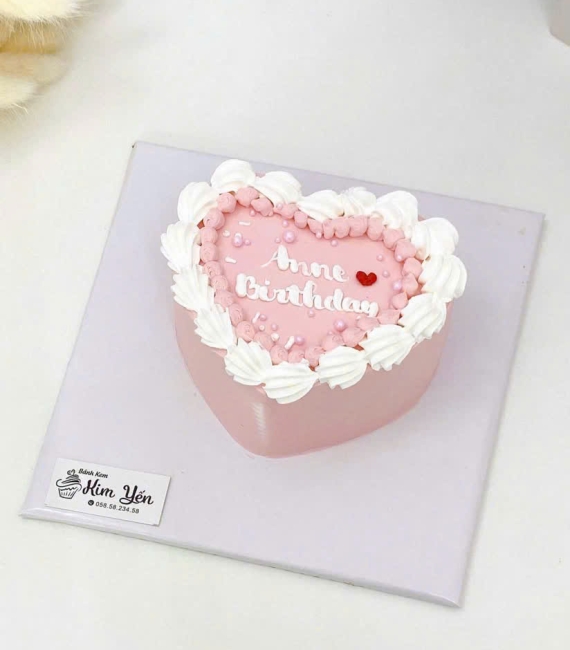 Bánh kem dành cho nữ trái tim tone hồng 