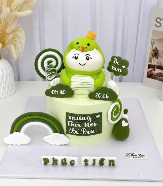 Bánh kem thôi nôi dành cho bé trai tuổi tỵ hot hiện nay 
