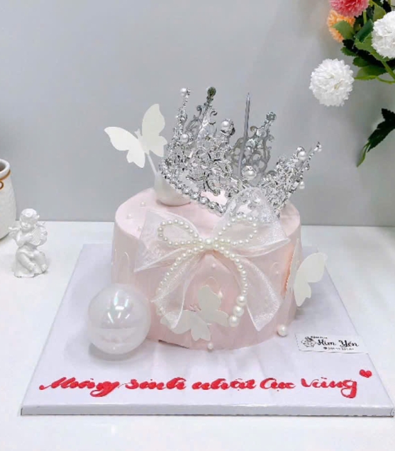 Bánh kem tặng cục vàng yêu 