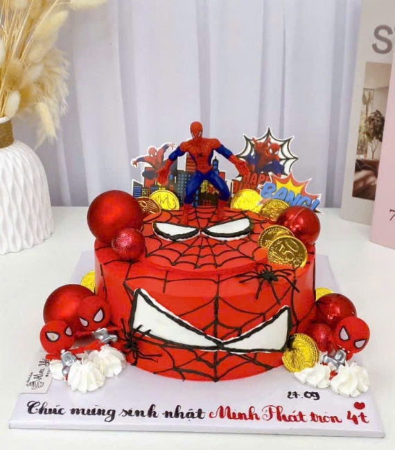 Bánh kem dành cho bé trai yêu thích người nhện lên 4 tuổi hot 