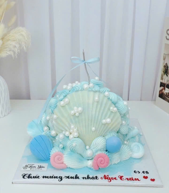 Bánh sinh vỏ xò dành cho bé gái hot trend 