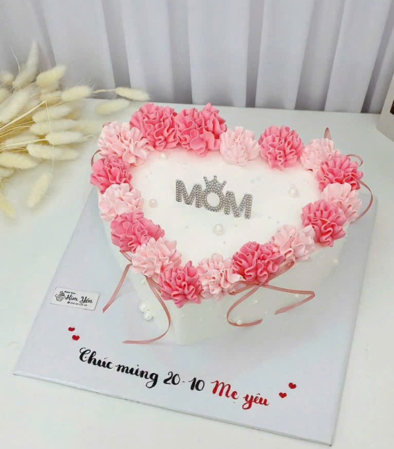Bánh kem trái tim tặng mẹ yêu hot 