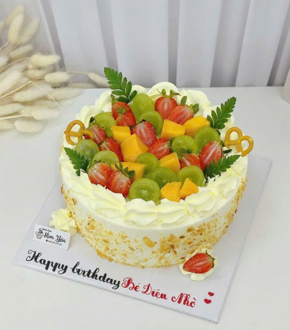 Bánh trái cây tặng kết hợp hạnh nhân siêu hot 