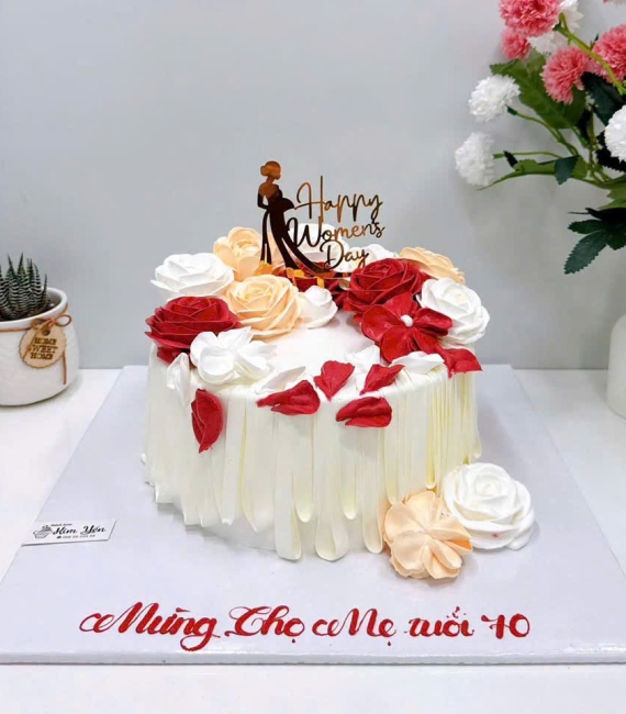 Bánh kem hoa hồng mừng thọ mẹ 