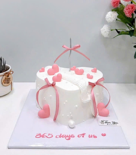 Bánh kem dành cho nữ hình trái tim hot 