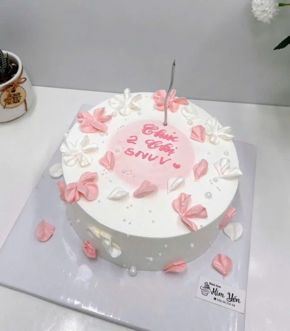Mẫu bánh kem đẹp dành cho chị 2 