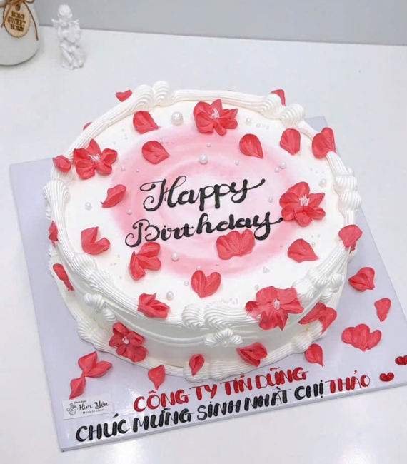 Mẫu bánh kem đẹp dành cho công ty kết hợp hoa