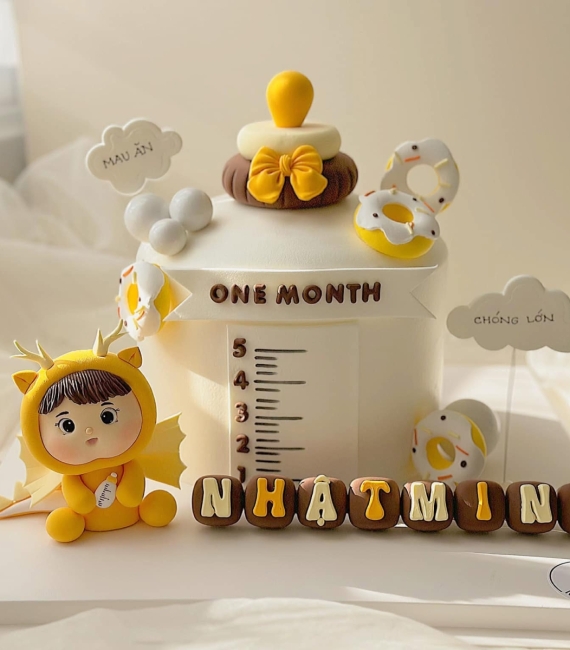 Bánh mừng cháu yêu chóng lớn