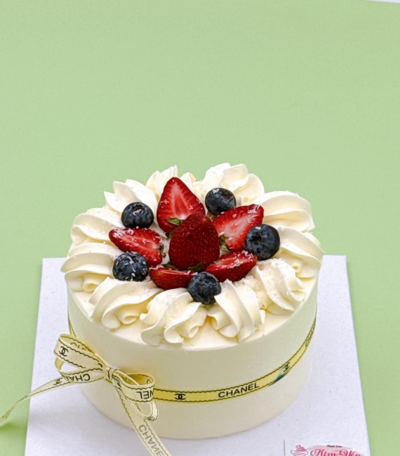 Bánh kem trái cây tươi ngon