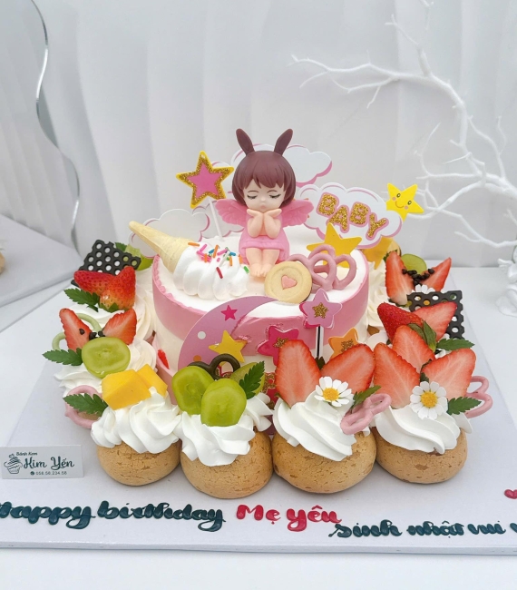 Bánh chúc mừng sinh nhật bé gái