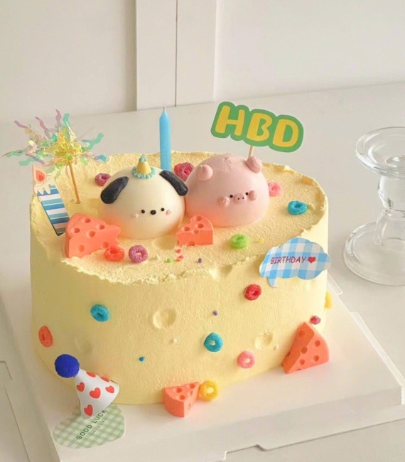  Bánh kem tone vàng đáng yêu 