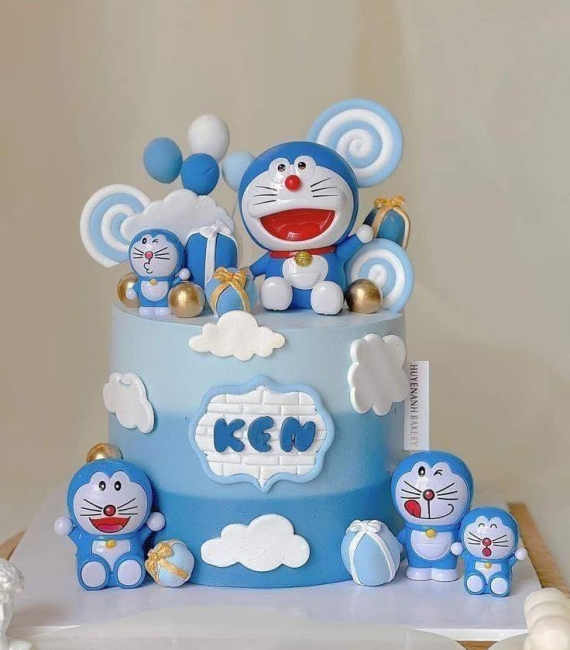 Bánh fondant thôi nôi Đô rê mon