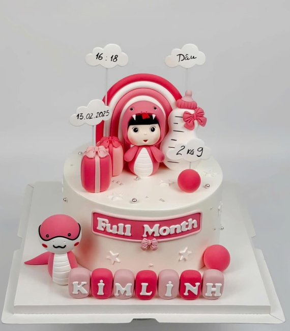 Bánh fondant thôi nôi chủ đề bé rắn đáng yêu tone đỏ