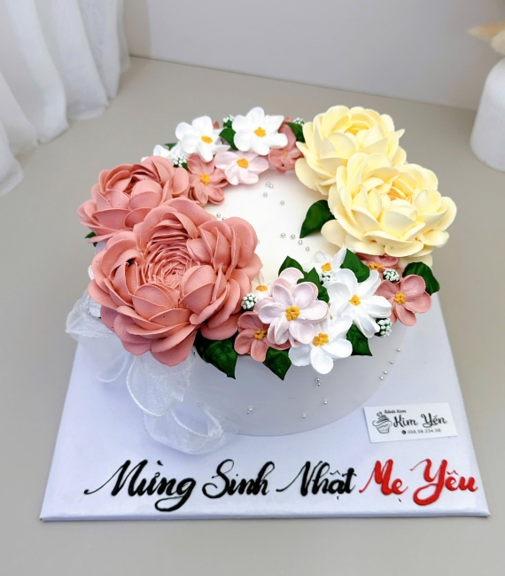 Bánh kem hoa hồng tặng mẹ yêu