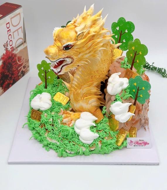  Bánh kem làm theo yêu cầu tạo hình con rồng vàng