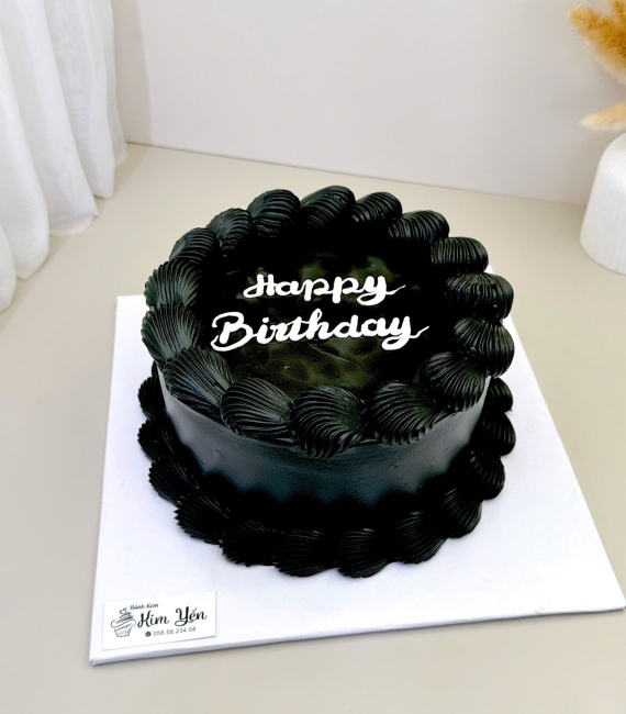Mẫu bánh kem hàn quốc tone đen sang trọng