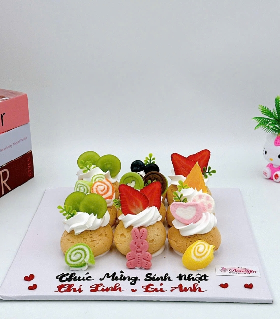 Set bánh su kem Singapore hoa quả tặng 20/10