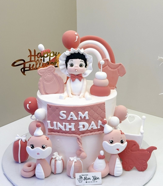Bánh Kem Thôi Nôi Tone đỏ mừng con 1 tuổi -dành cho bé gái tuổi rắn