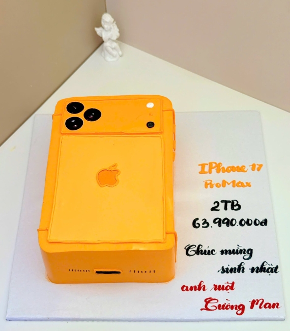 Bánh Kem IPhone 17 Pro Max TP IP2025