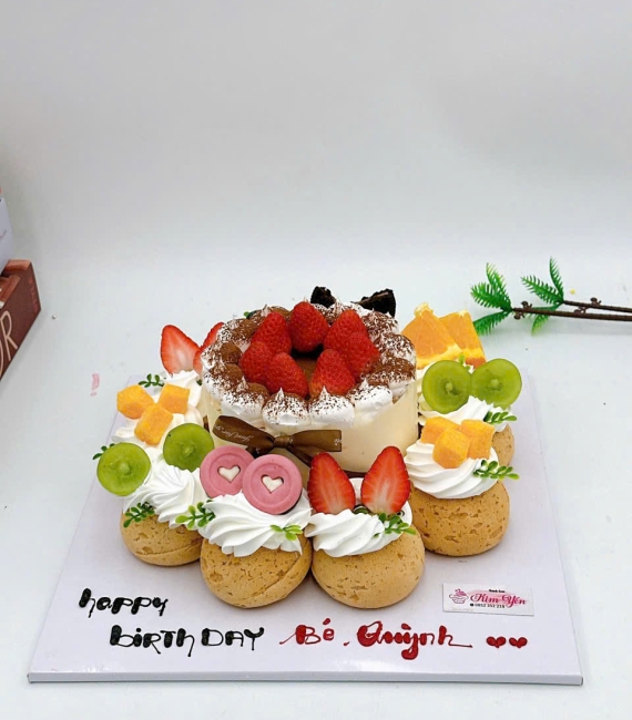 Set bánh su kem Singapore kèm bánh kem tặng người thân