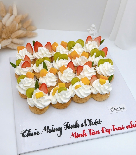 Set bánh su kem Singapore mừng sinh nhật a trai