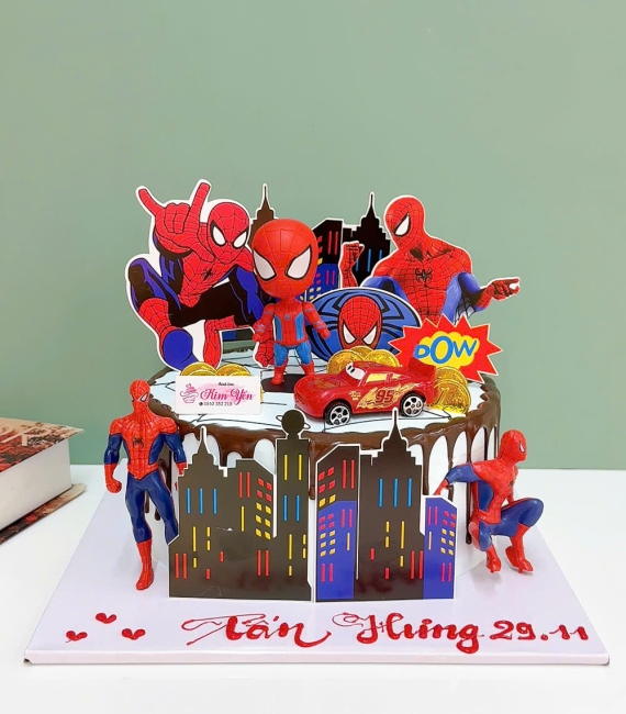 Bánh kem dành cho bé trai  team mê người nhện tại KiM Yến