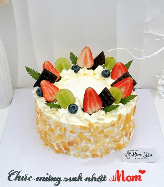 Bánh kem phô mai nhân mẫu bánh ngon Kim Yến trang trí đơn giản