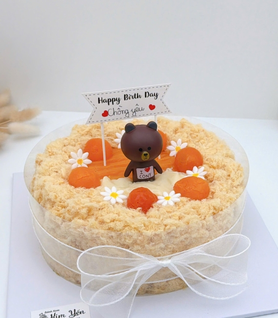 Mẫu bánh bông lan trứng muối kèm chú gấu nhỏ