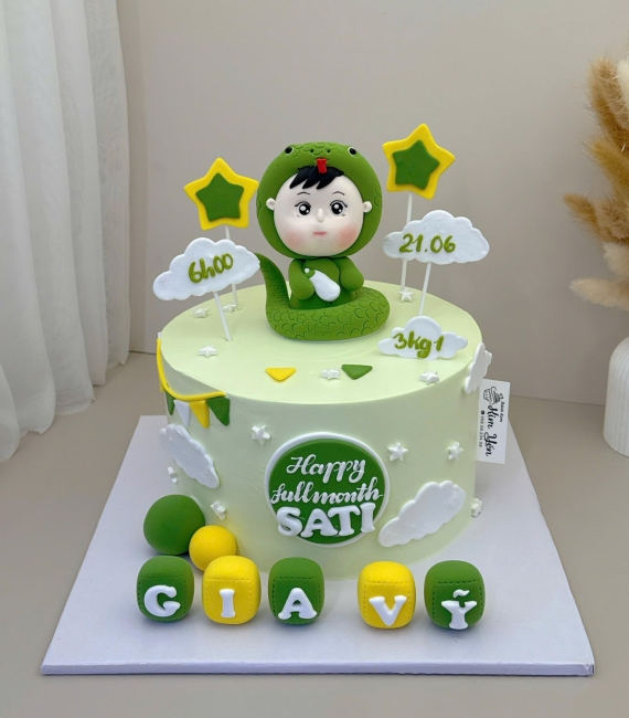 Bánh Kem mừng thôi nôi bé trai tuổi rắn