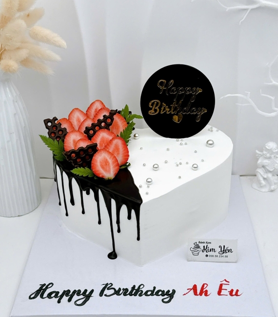 Bánh sinh nhật trái tim mix trái cây