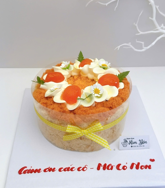 Mẫu bánh bông lan trứng muối tặng cô giáo